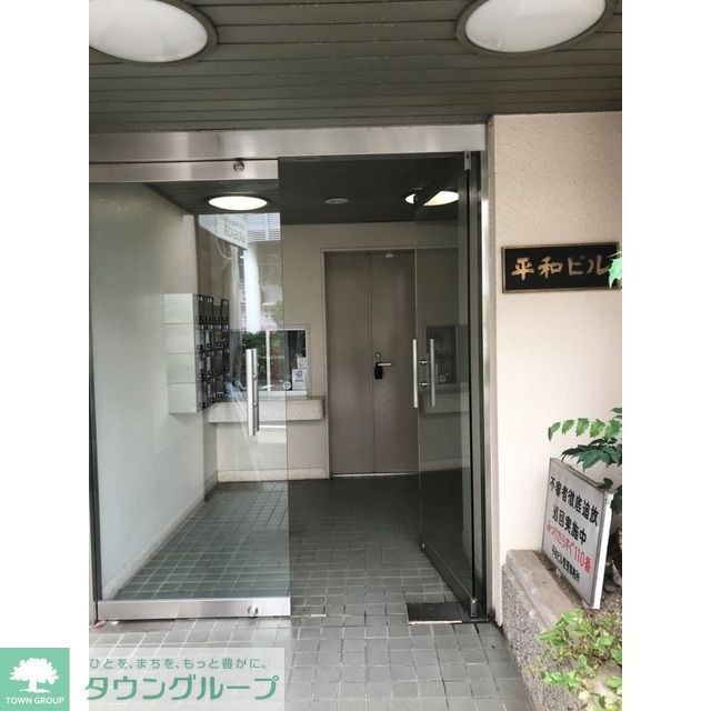 建物エントランス