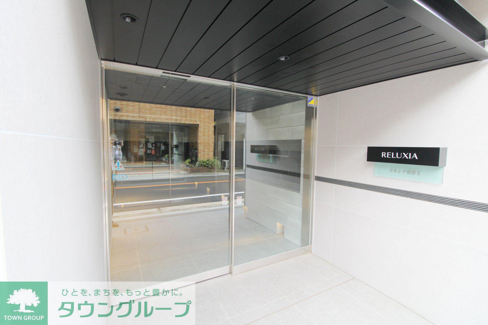 建物エントランス