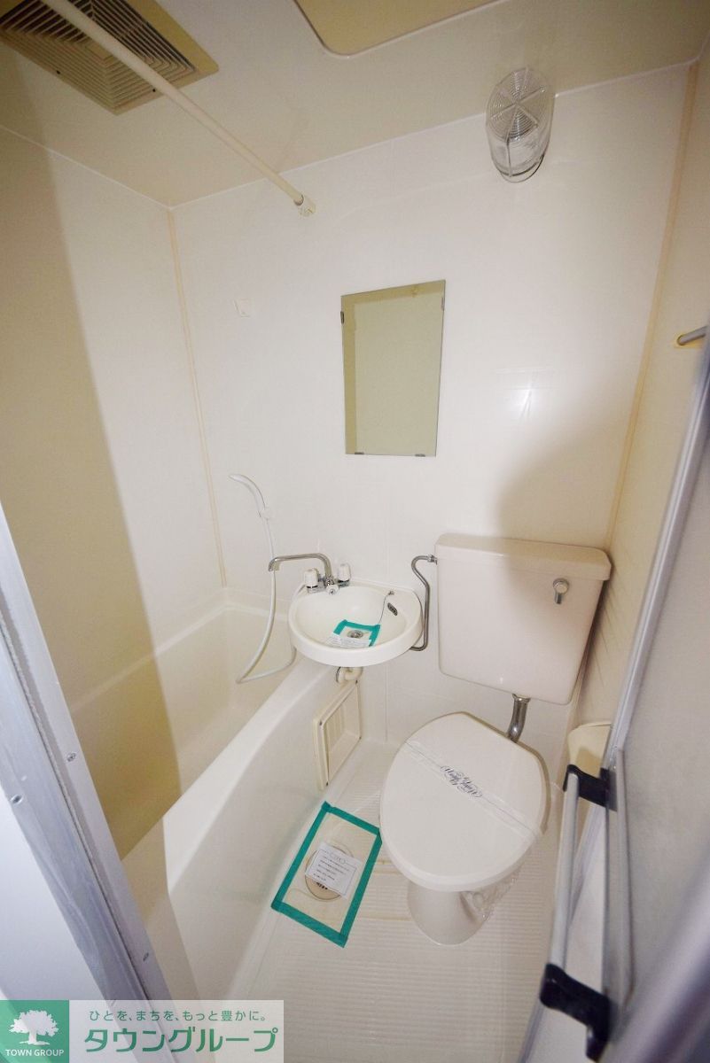 シャワールーム