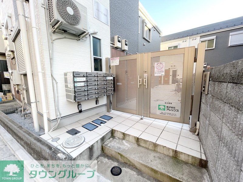 建物エントランス