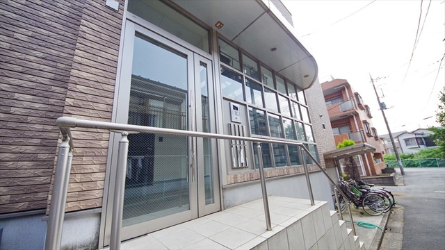 建物エントランス