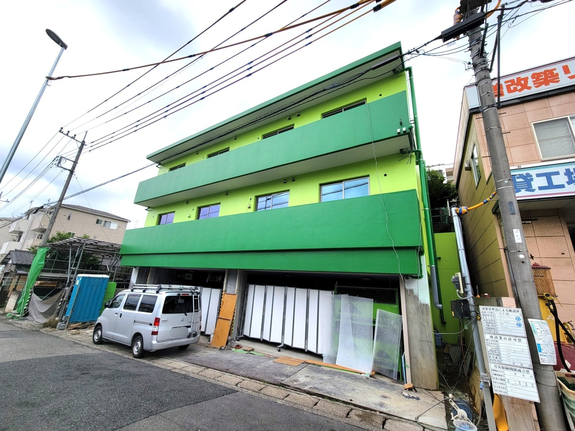 建物エントランス