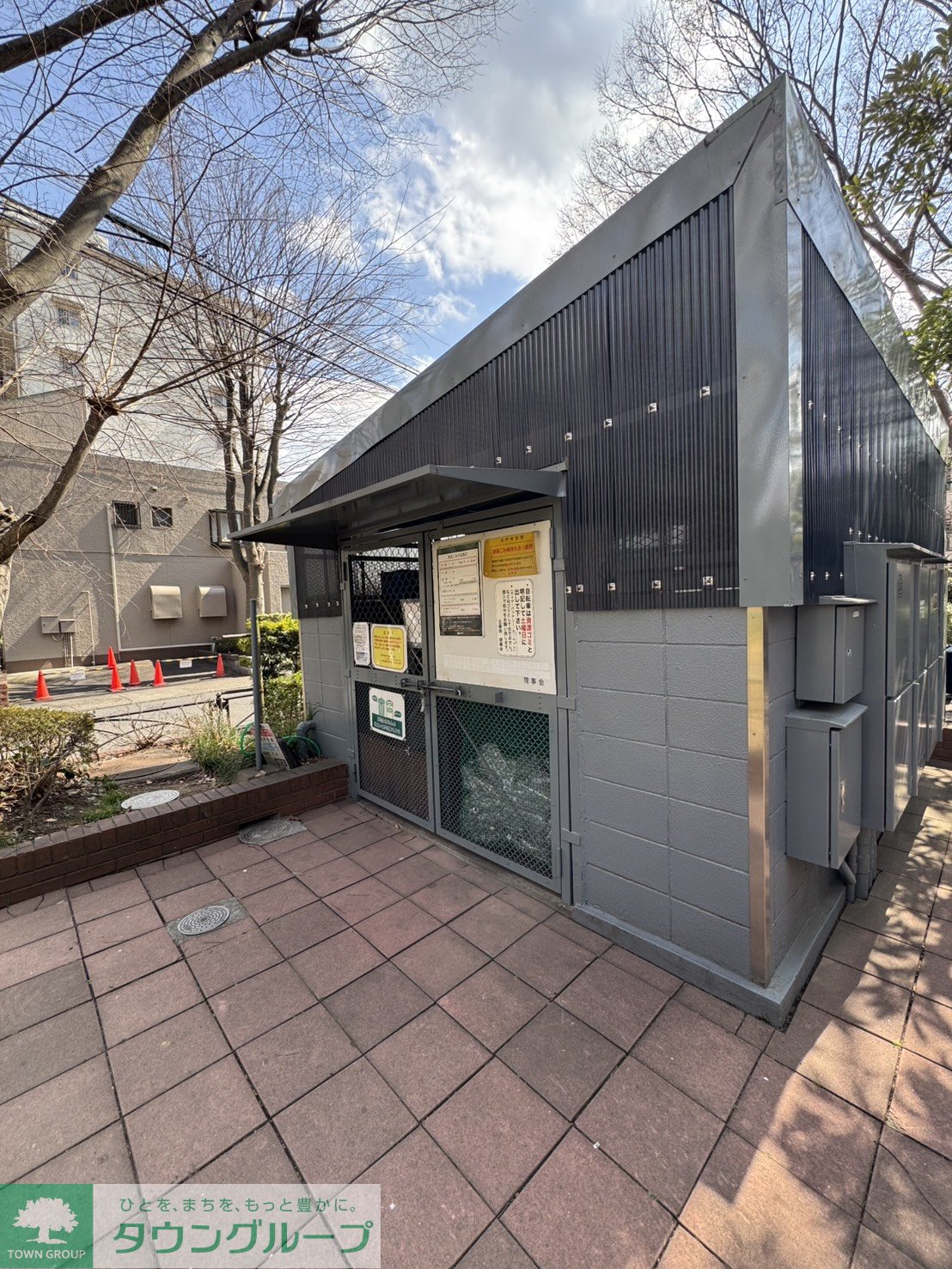 建物エントランス