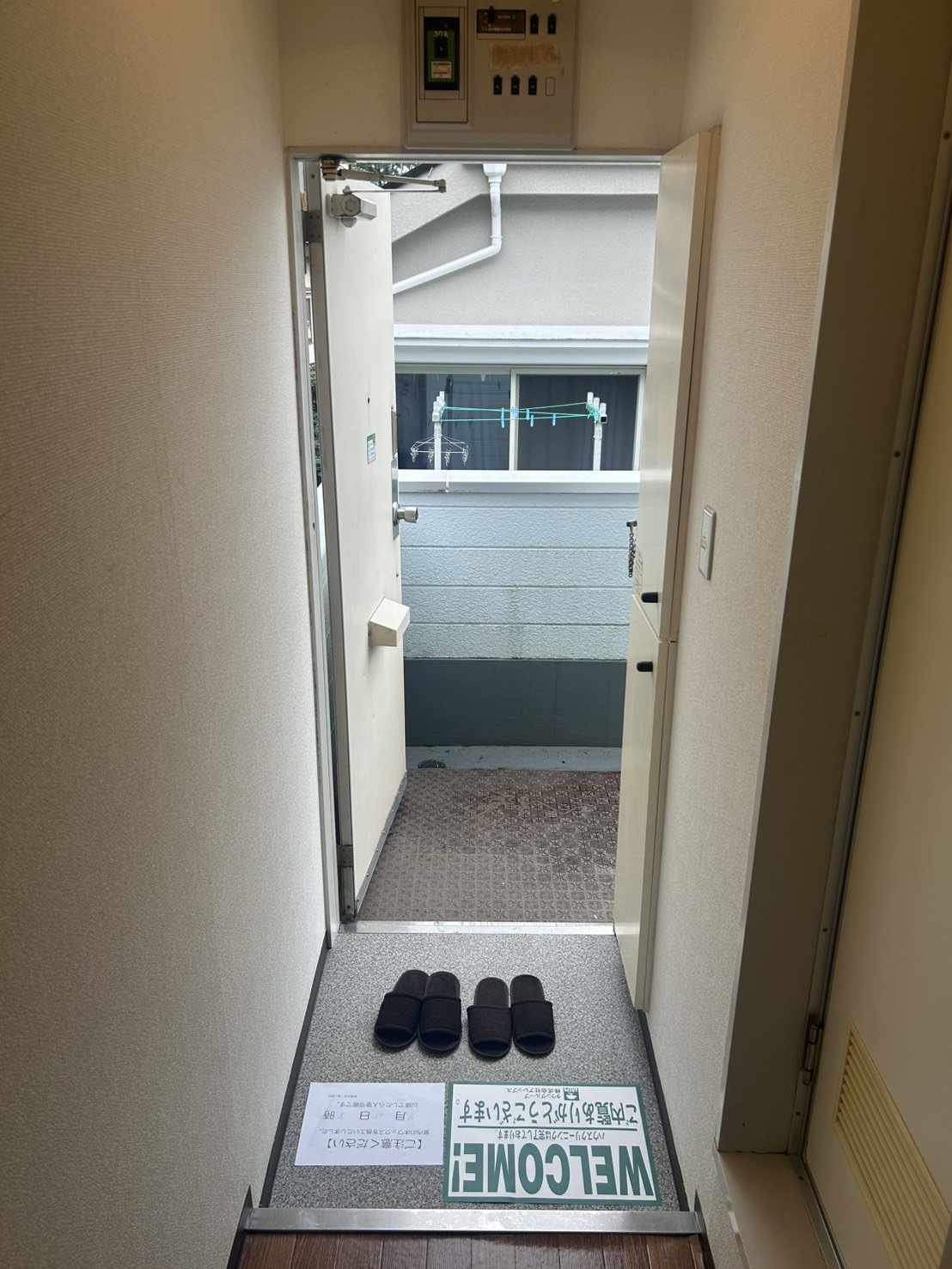 玄関