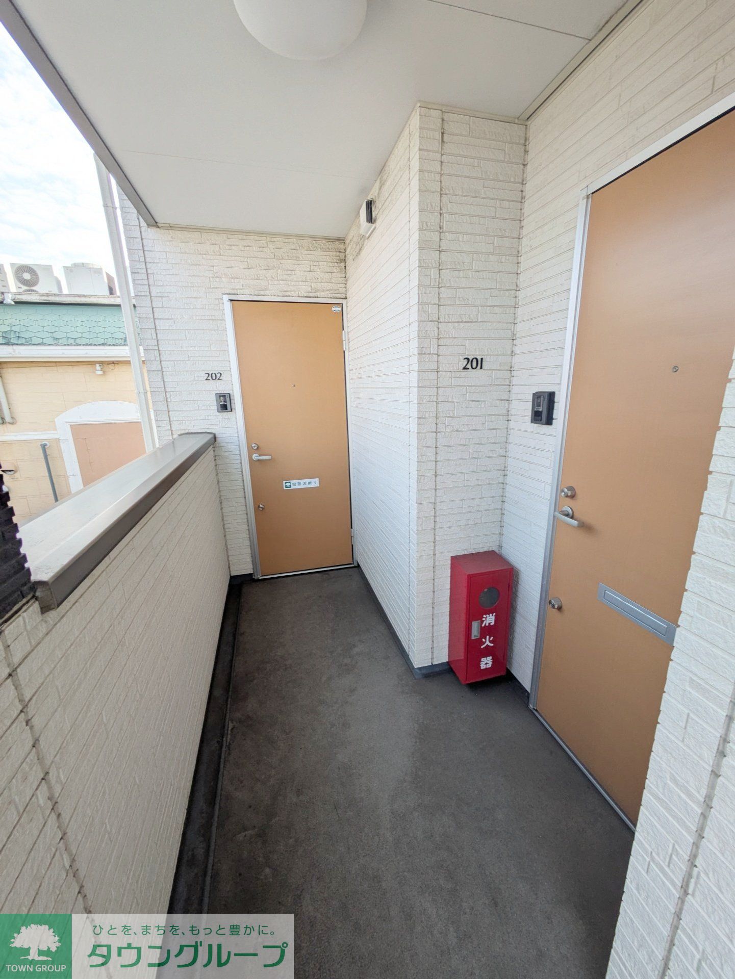 建物エントランス