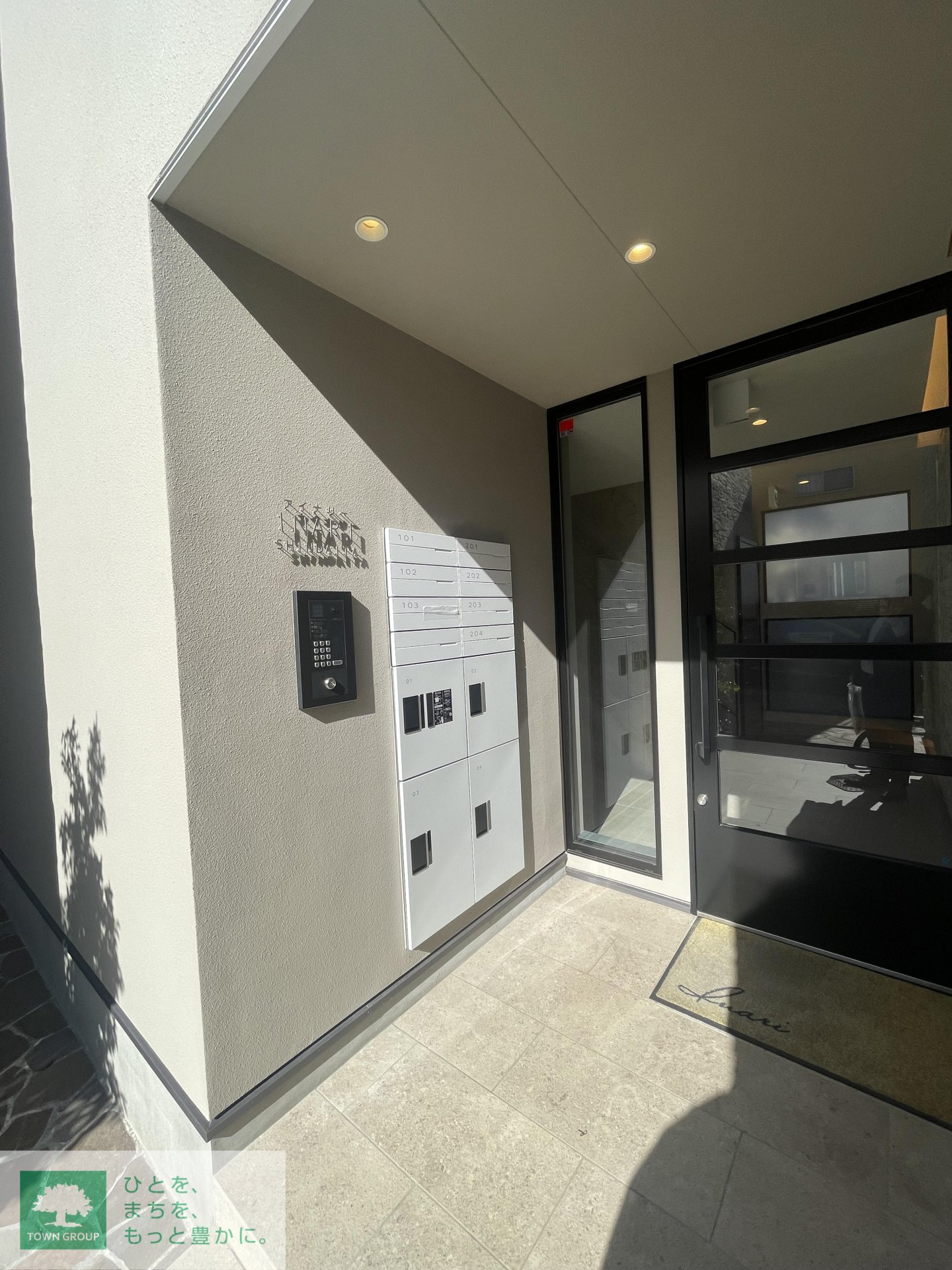 建物エントランス