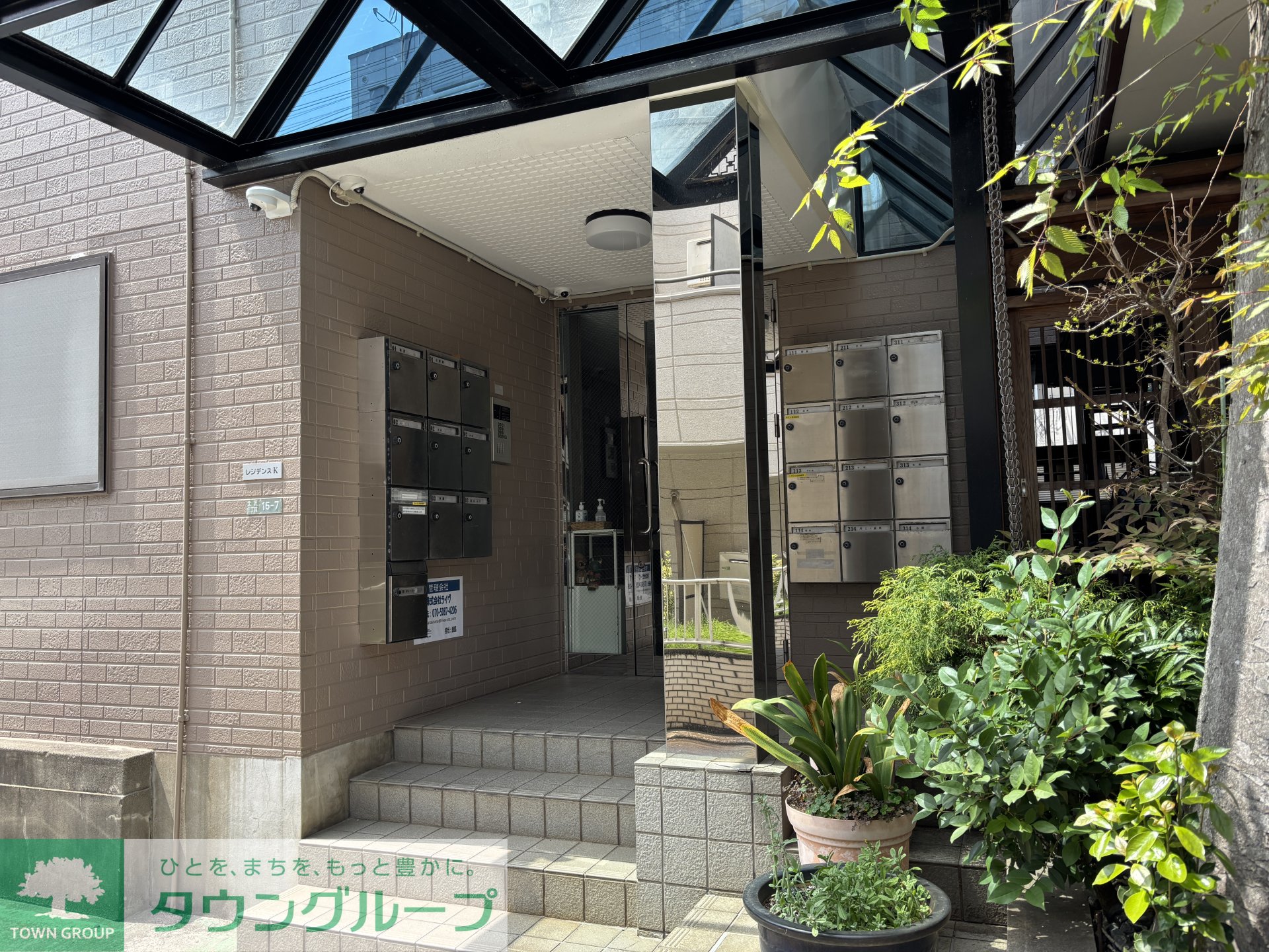 建物エントランス