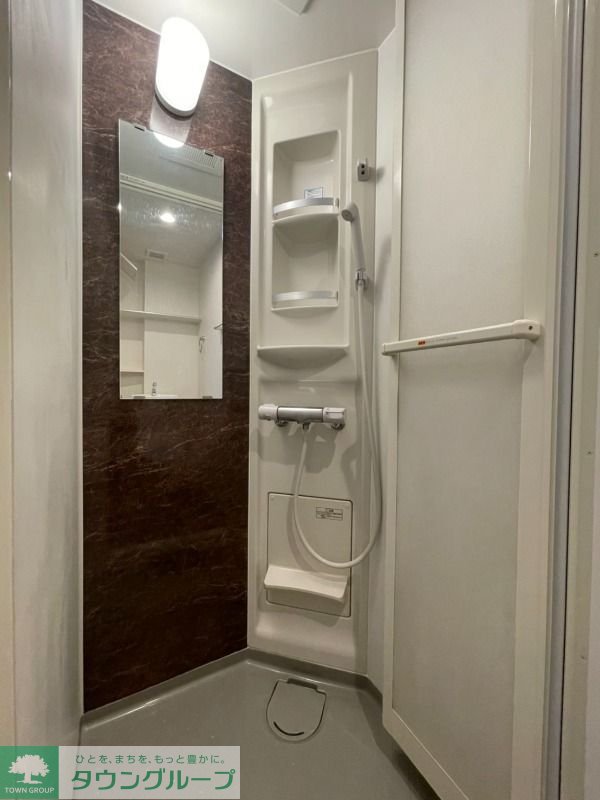 シャワールーム