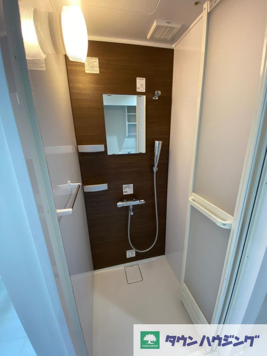 シャワールーム