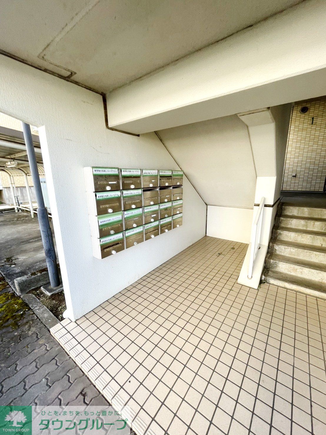 建物エントランス