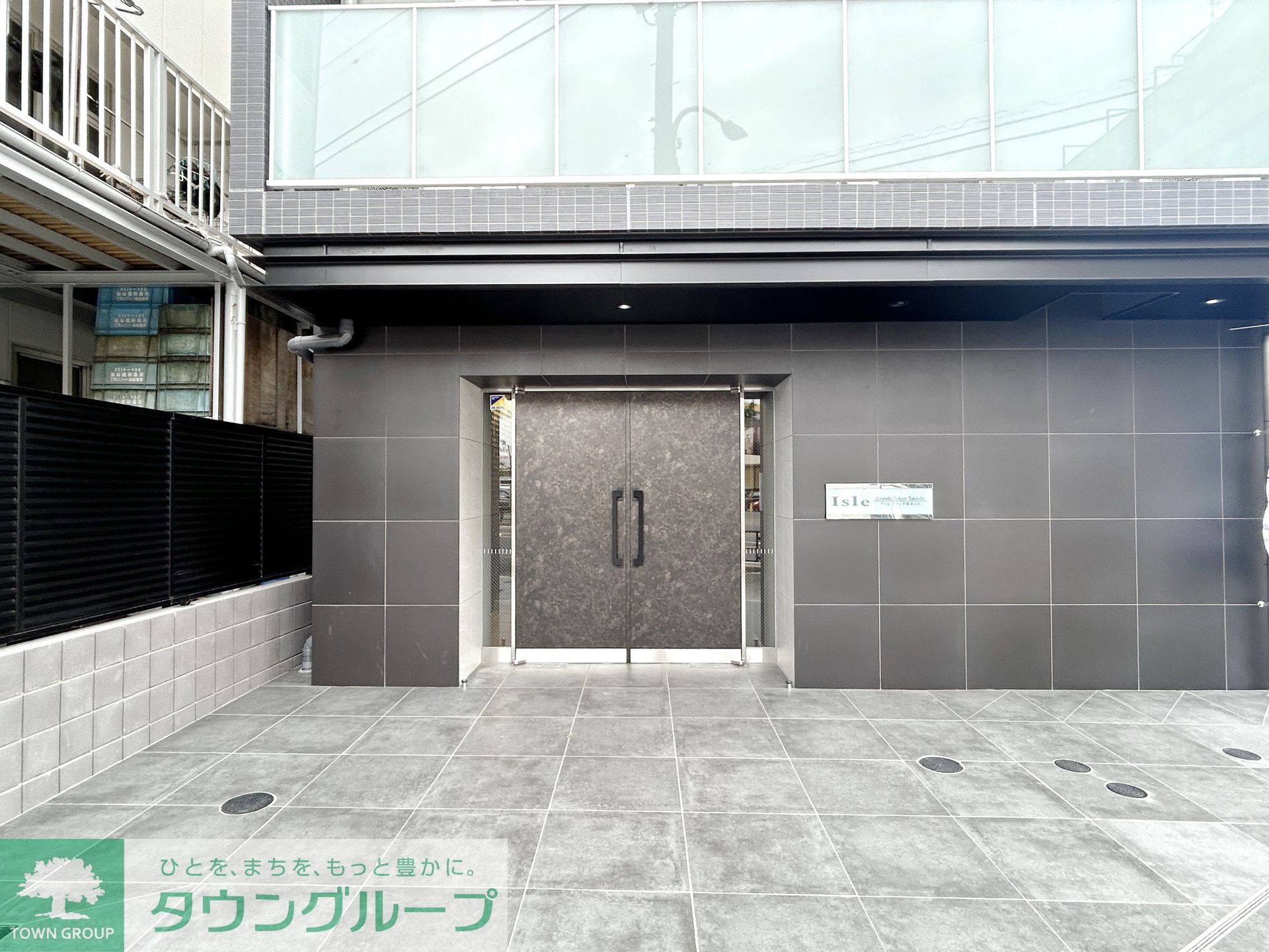 建物エントランス