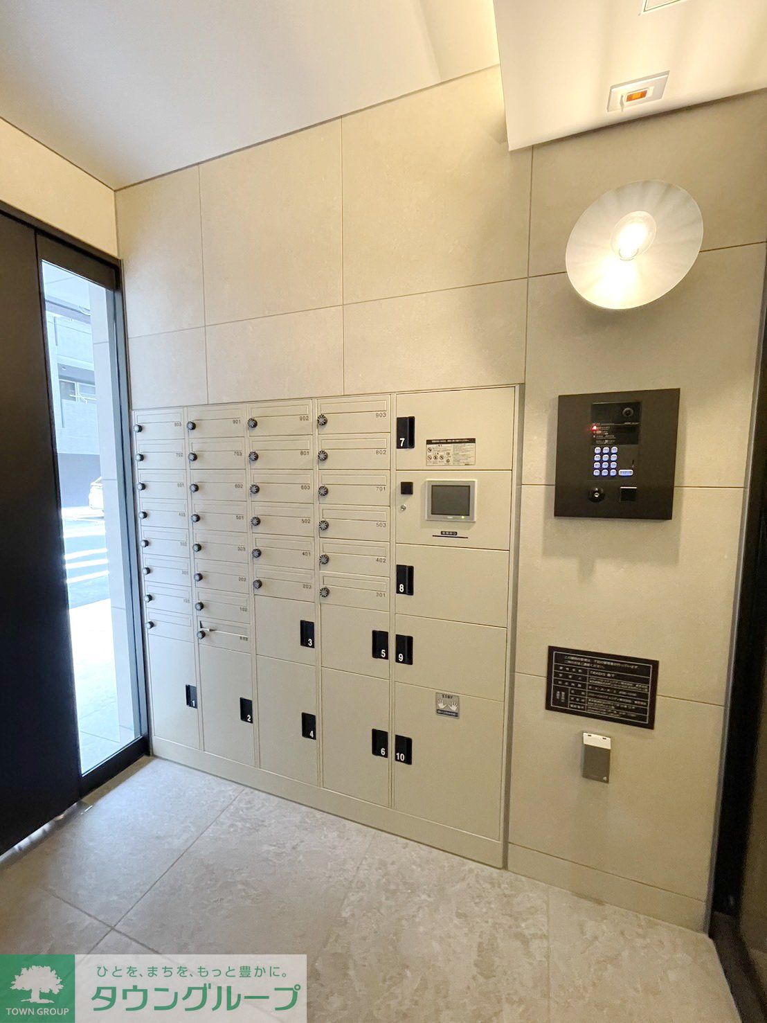 建物エントランス