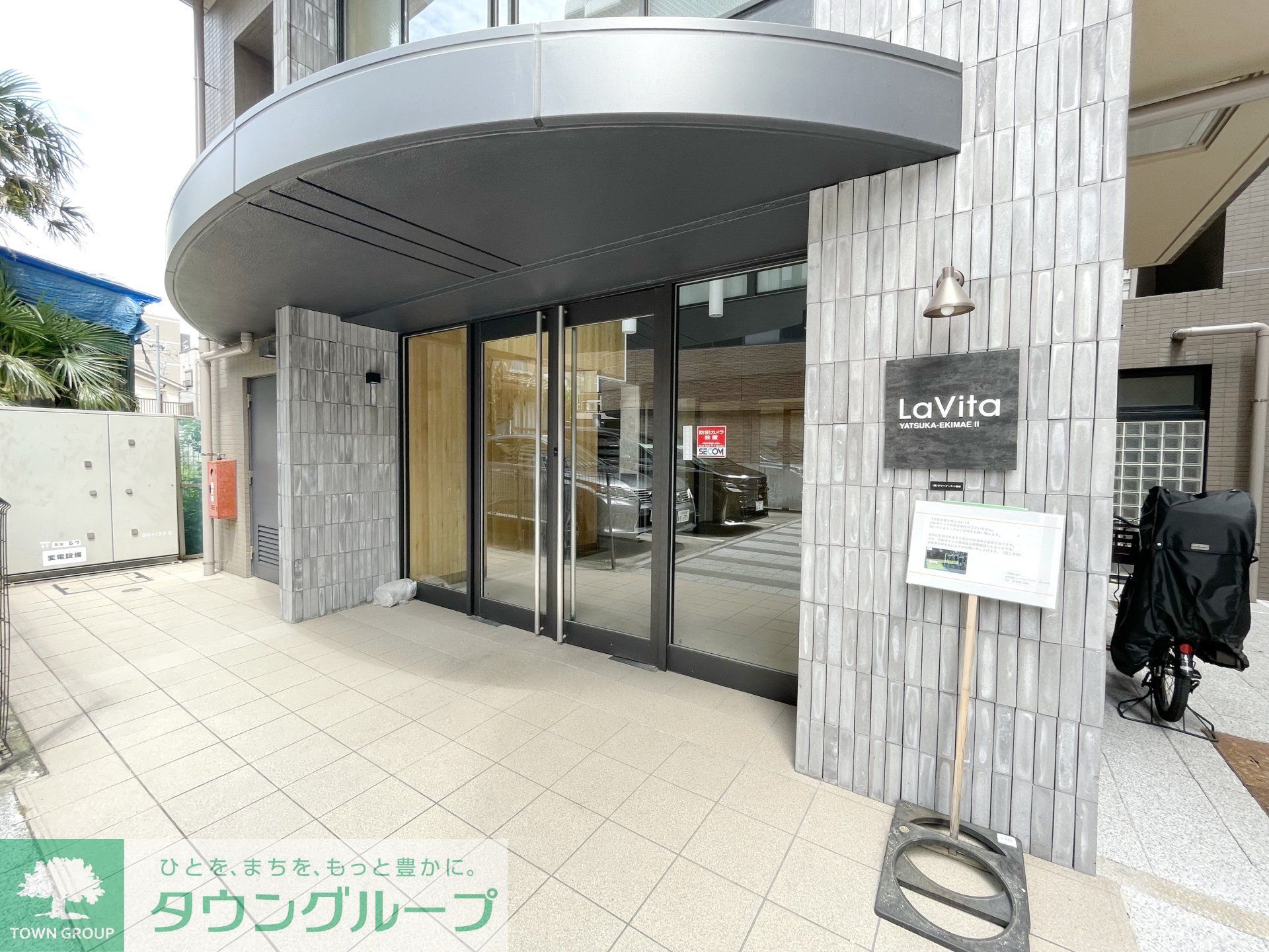 建物エントランス