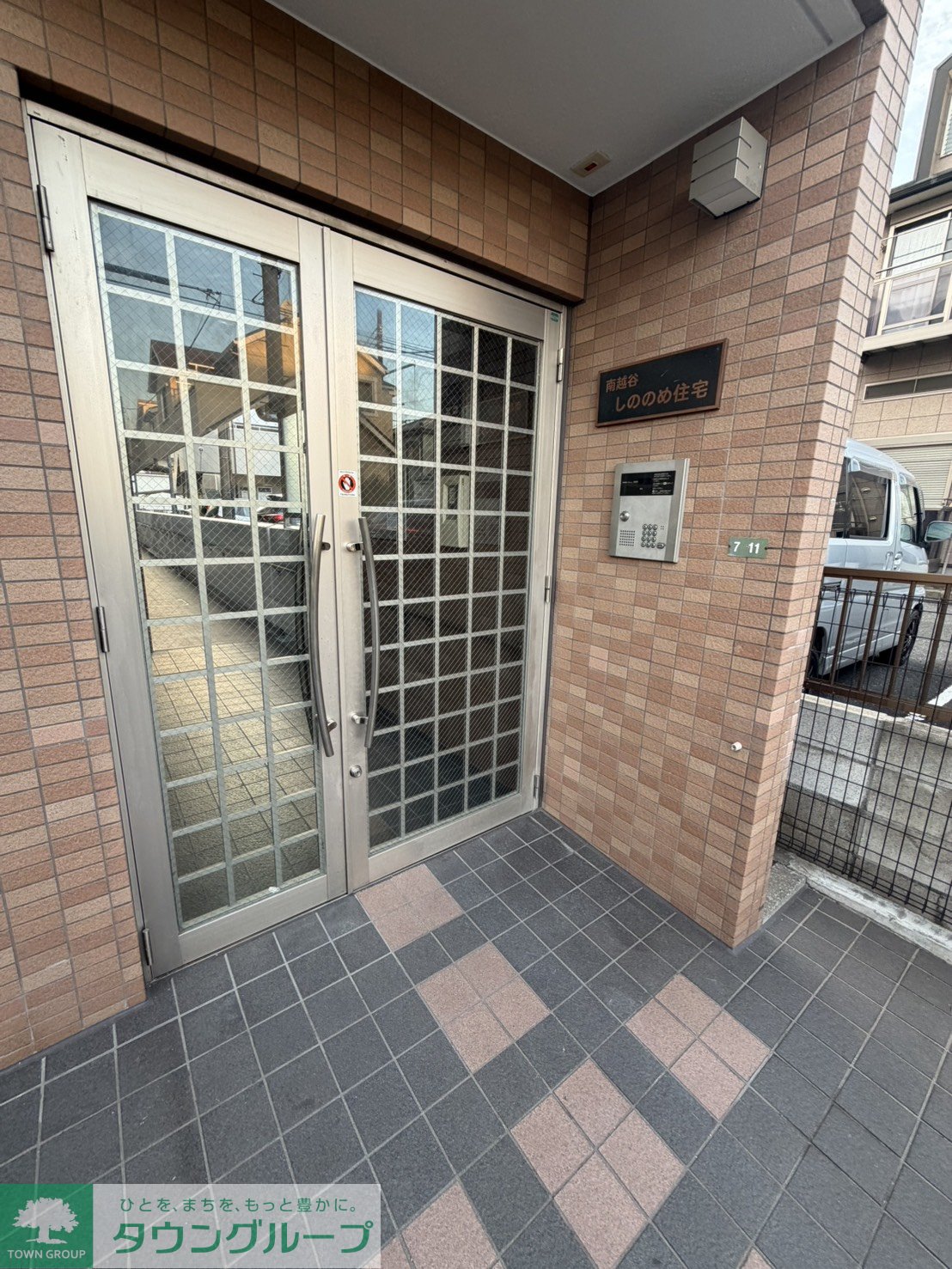 建物エントランス