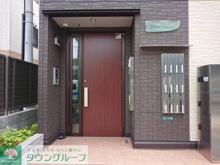 建物エントランス