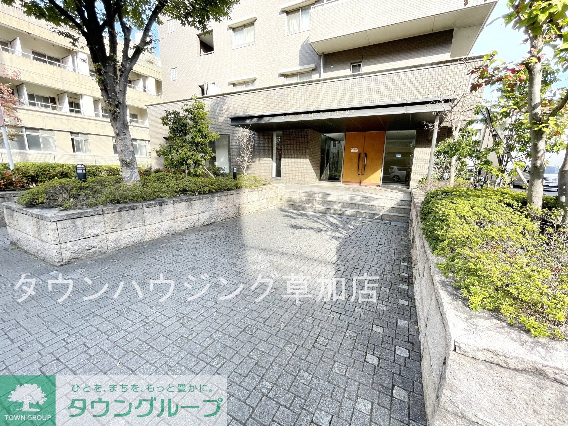 建物エントランス