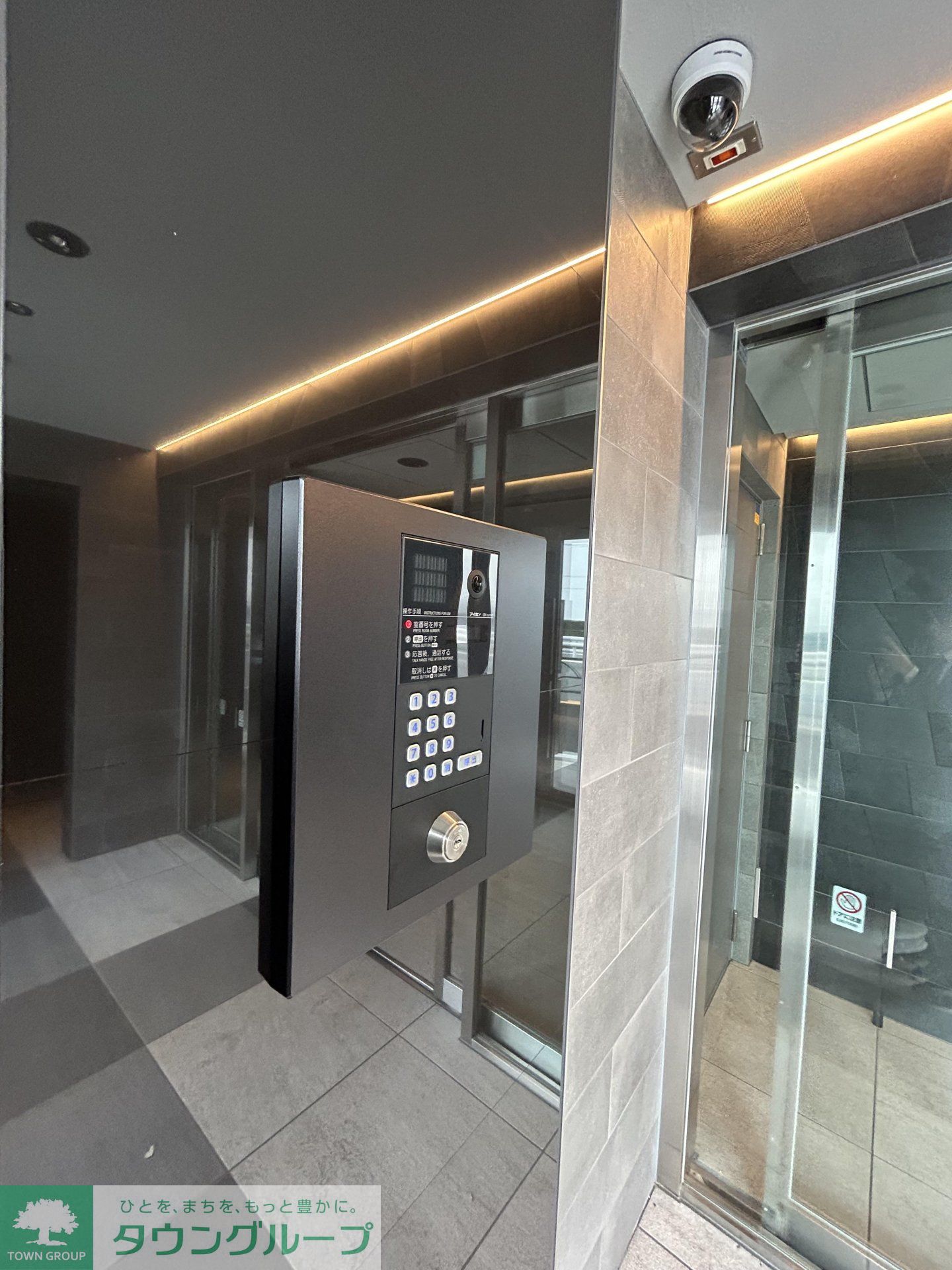 建物エントランス