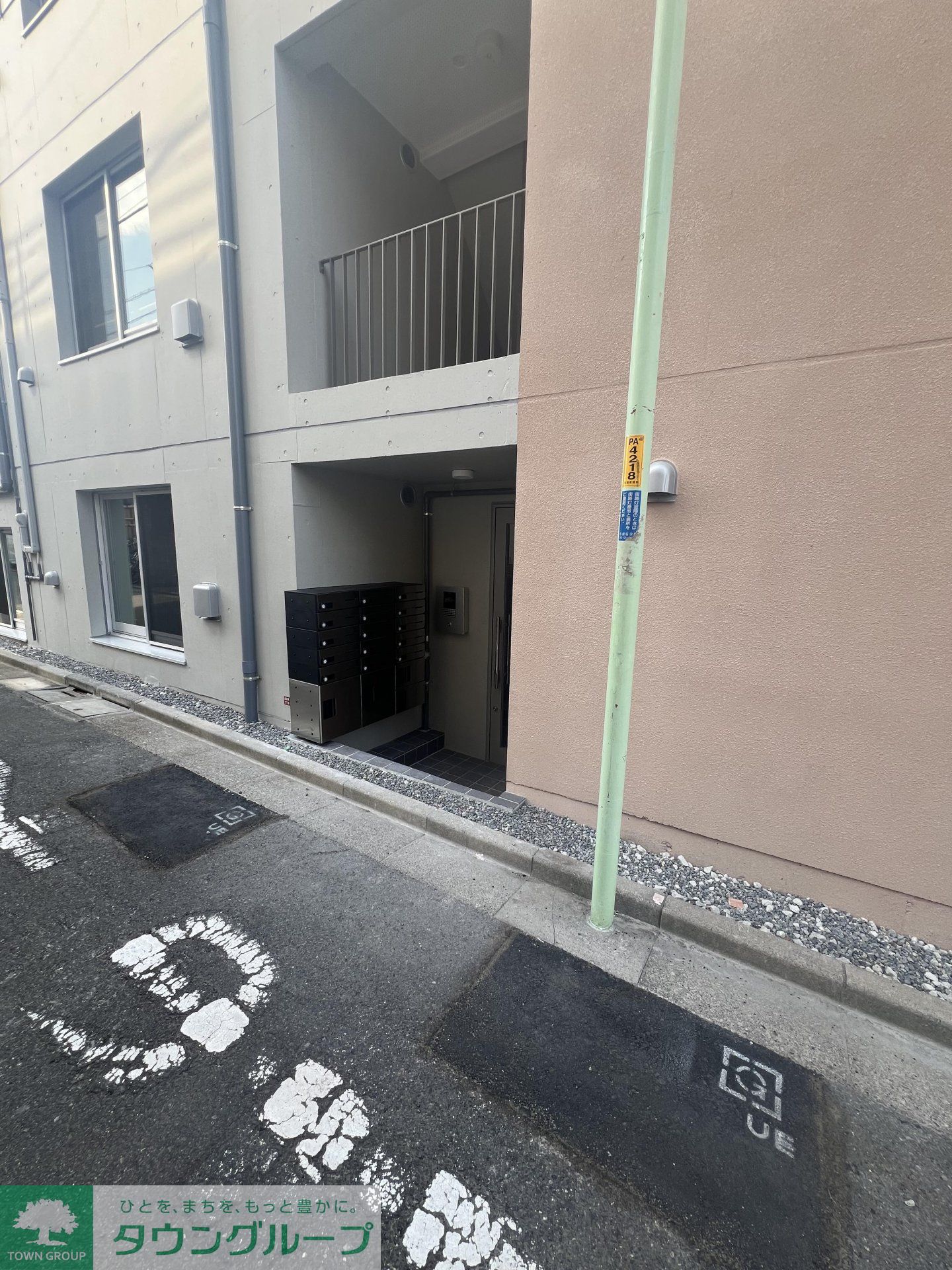建物エントランス