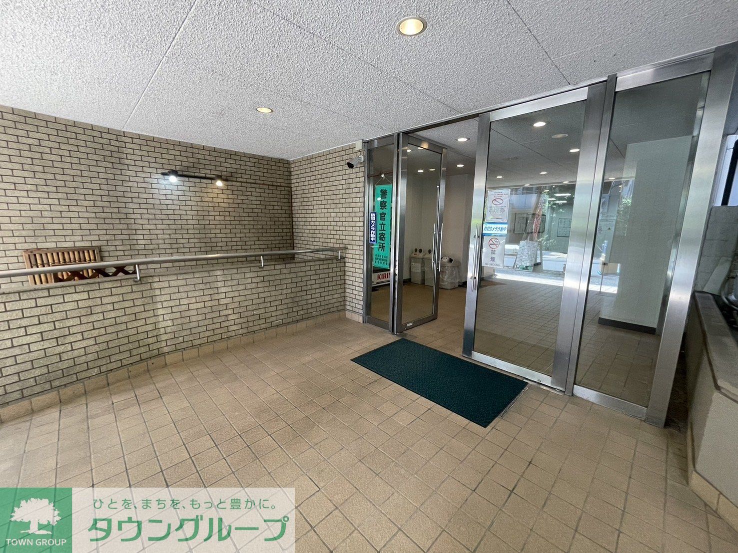 建物エントランス