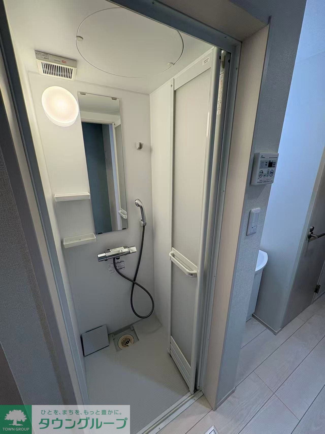 シャワールーム