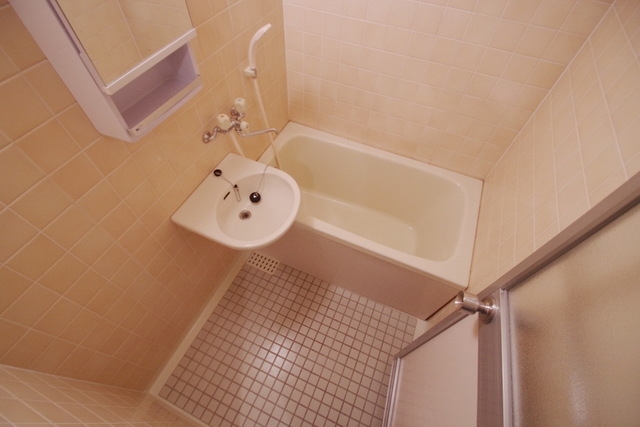 シャワールーム