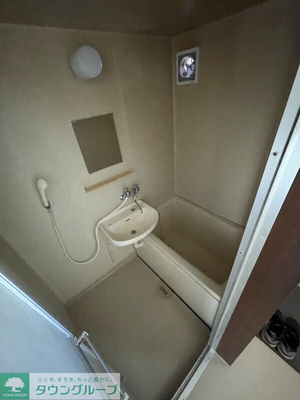 シャワールーム