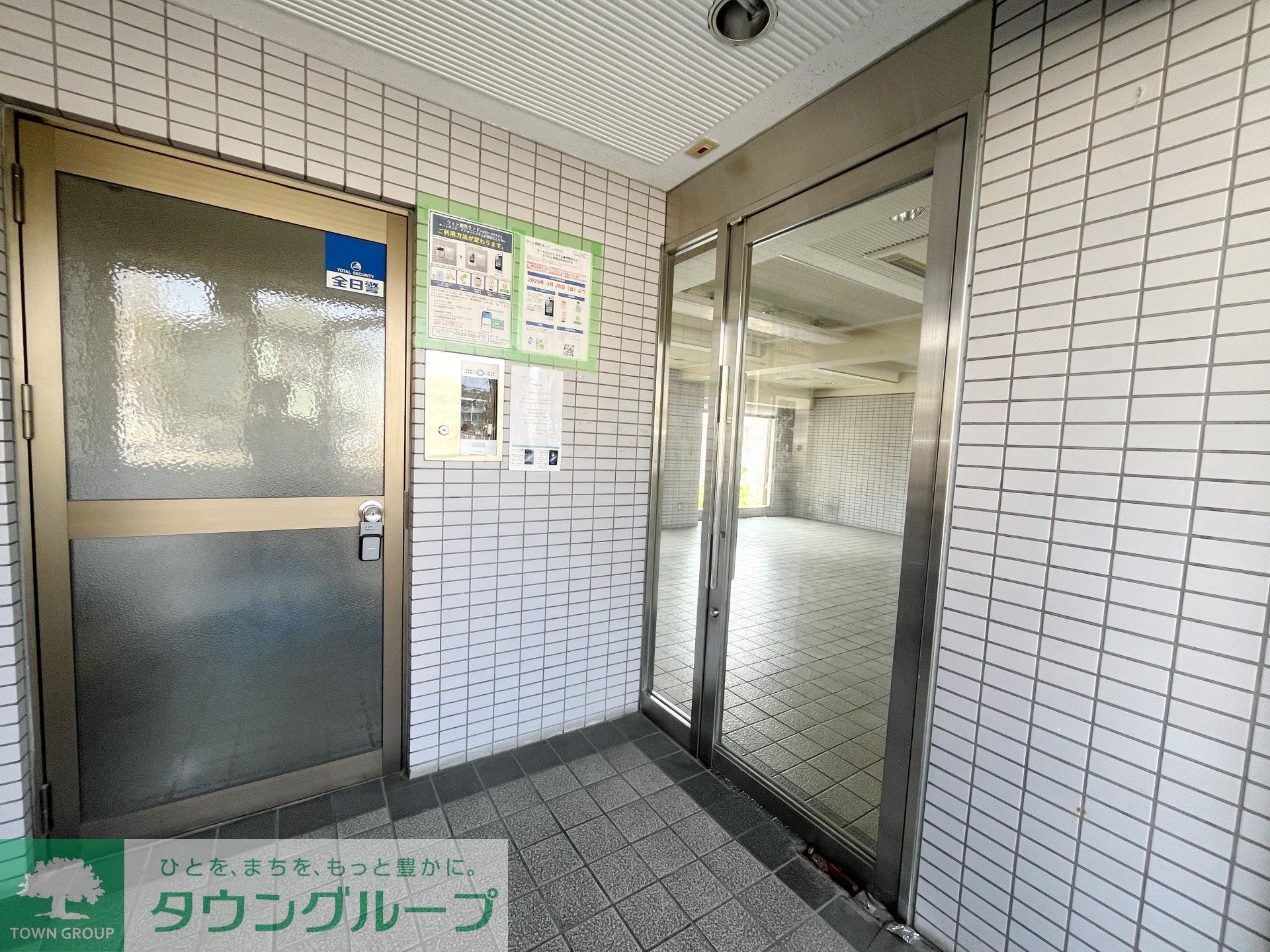 建物エントランス