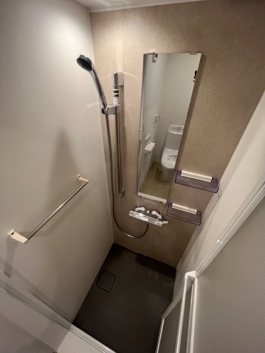 シャワールーム