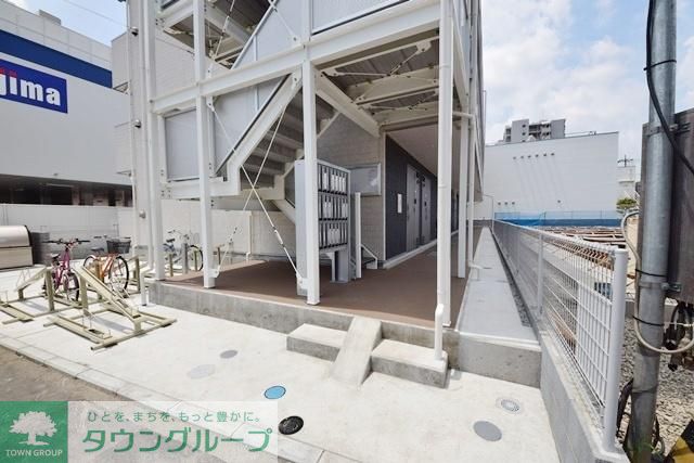 建物エントランス