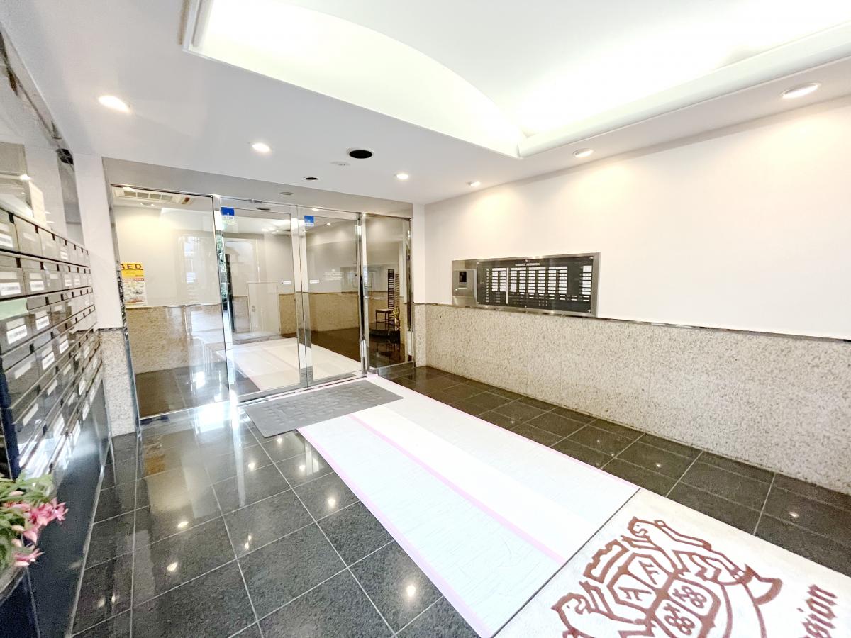 建物エントランス