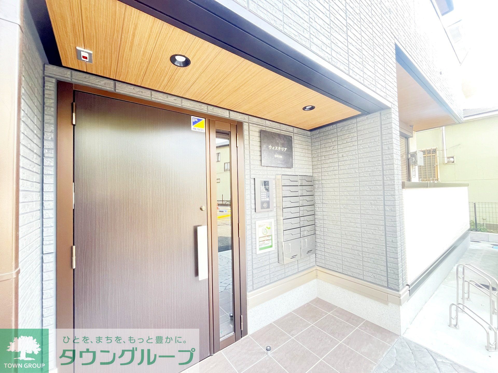 建物エントランス