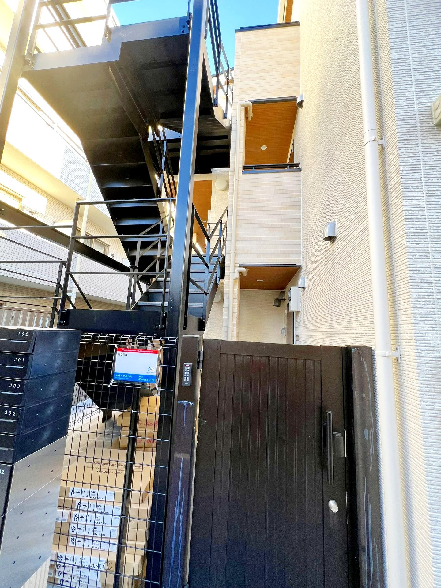 建物エントランス