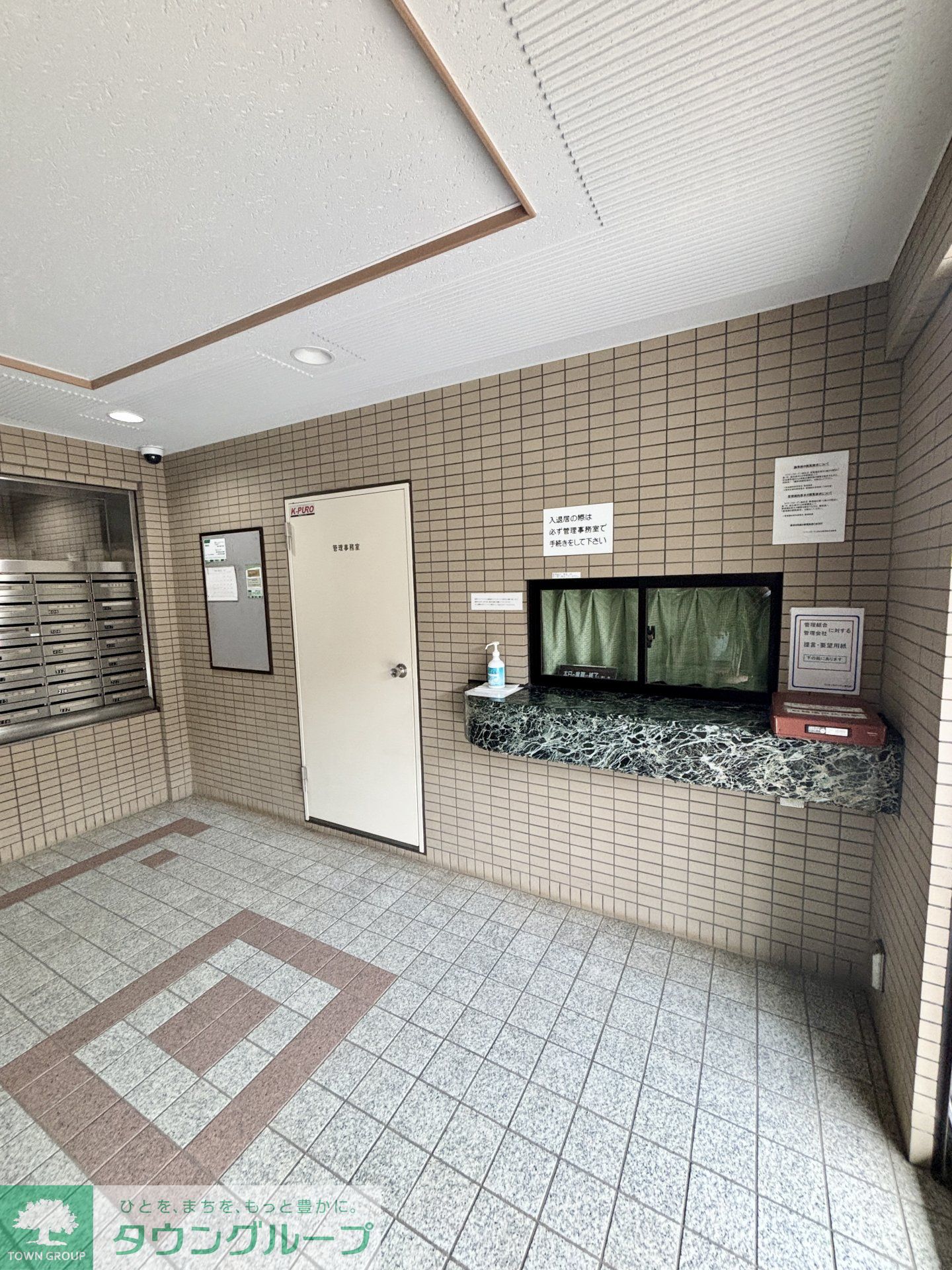 建物エントランス