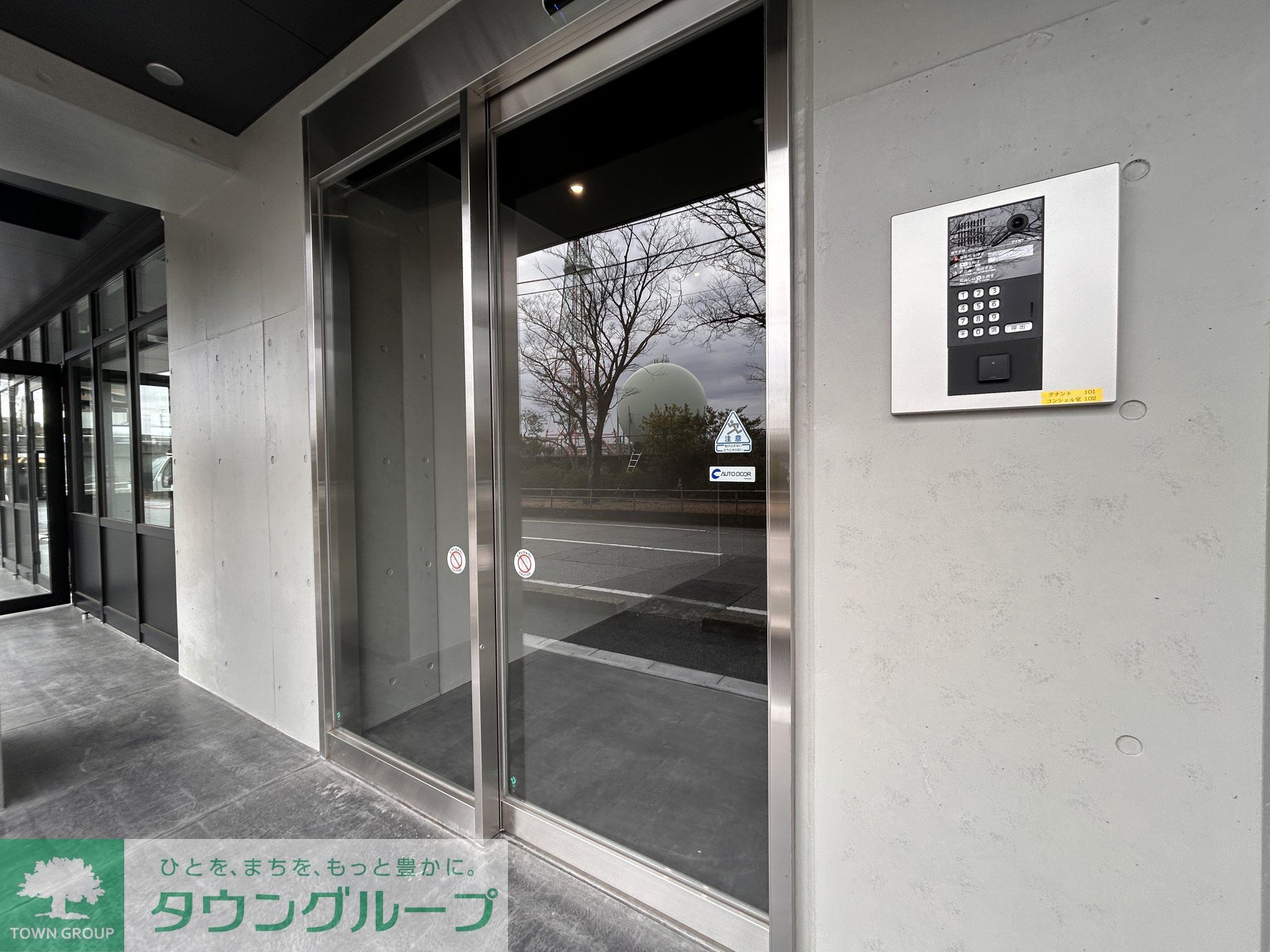 建物エントランス