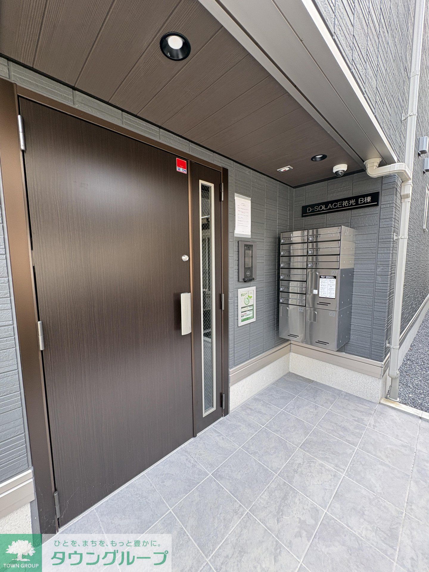建物エントランス