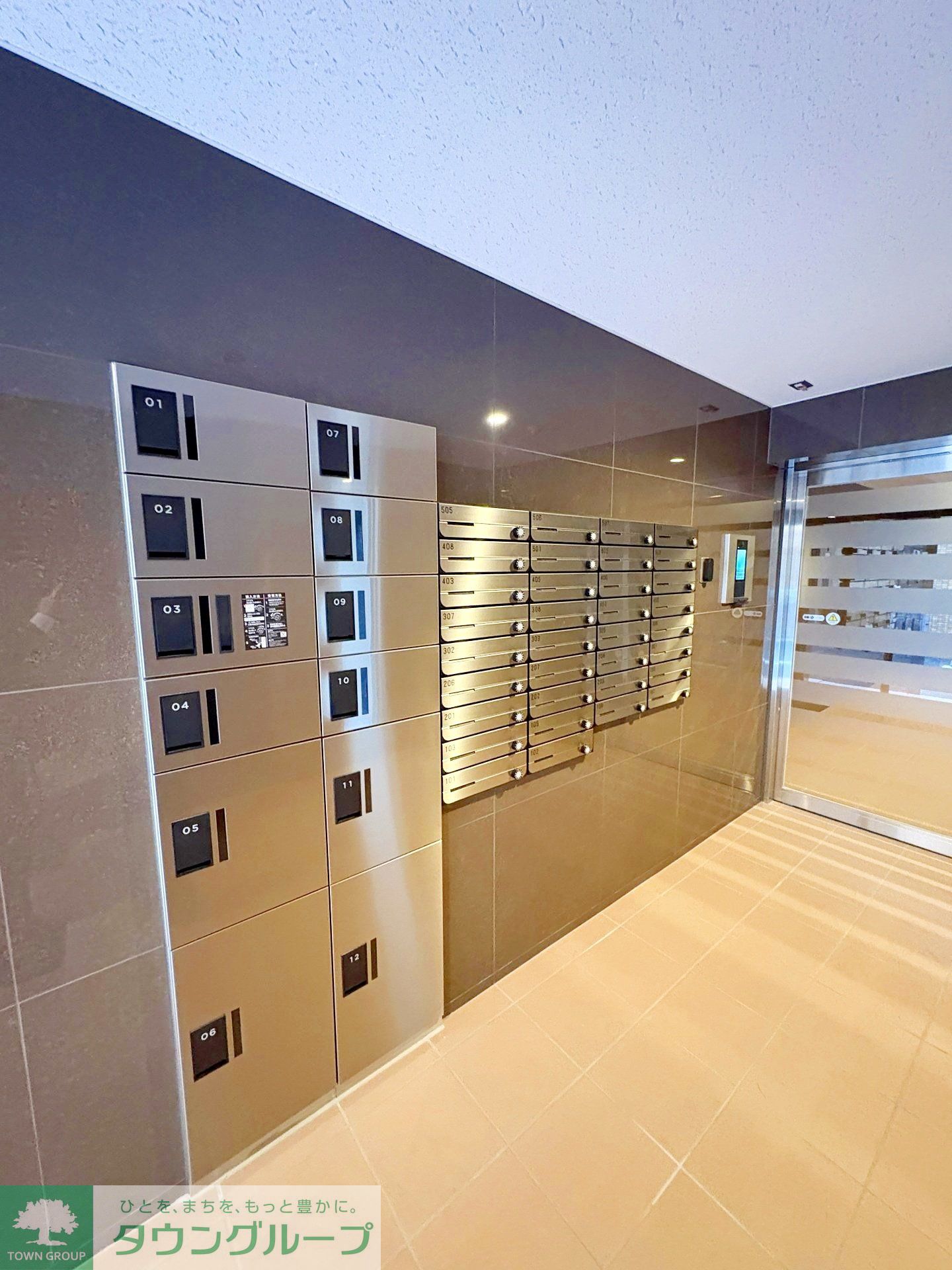 建物エントランス