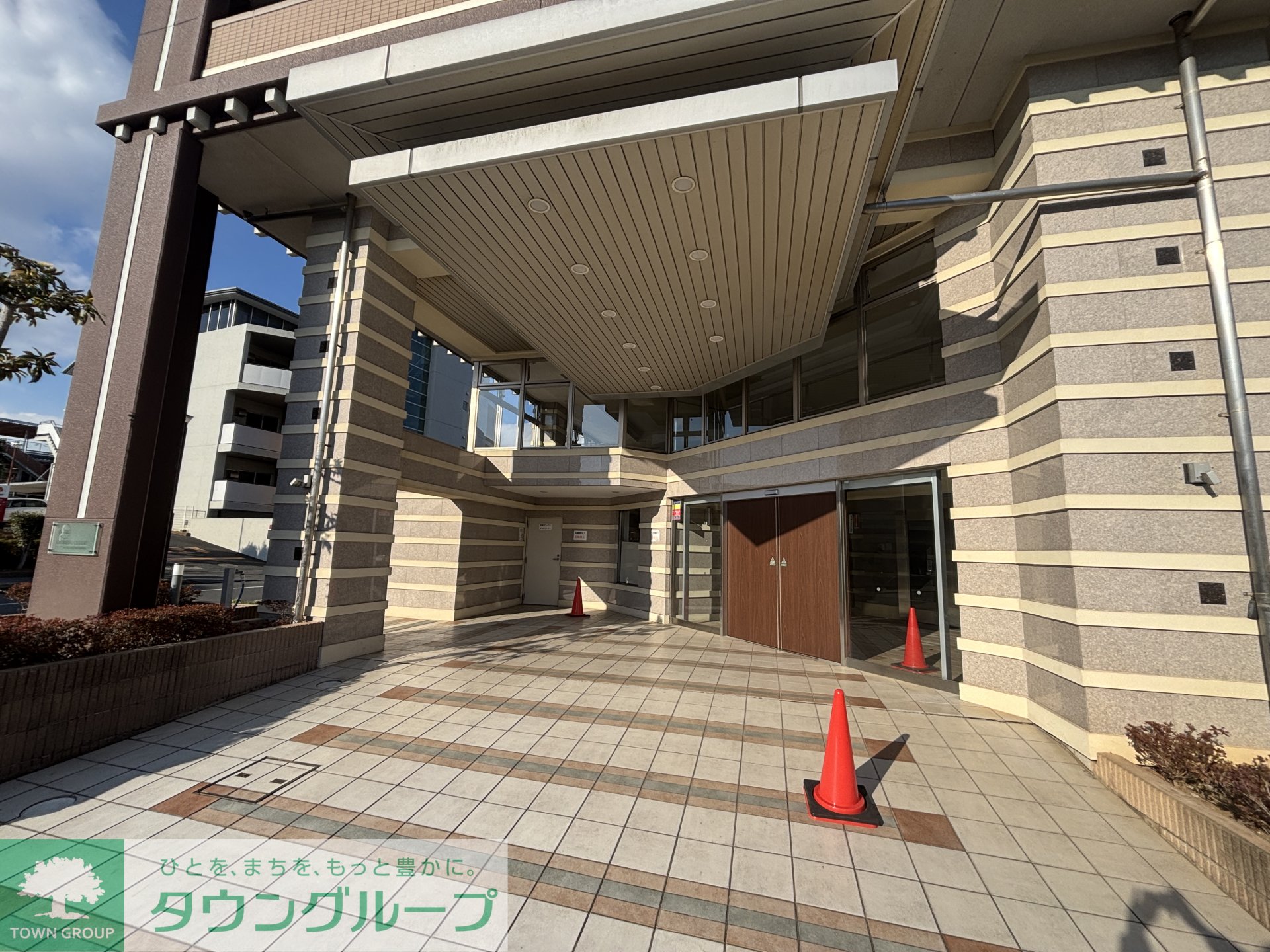建物エントランス