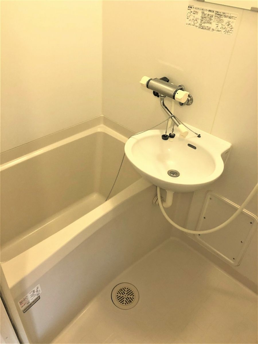 シャワールーム