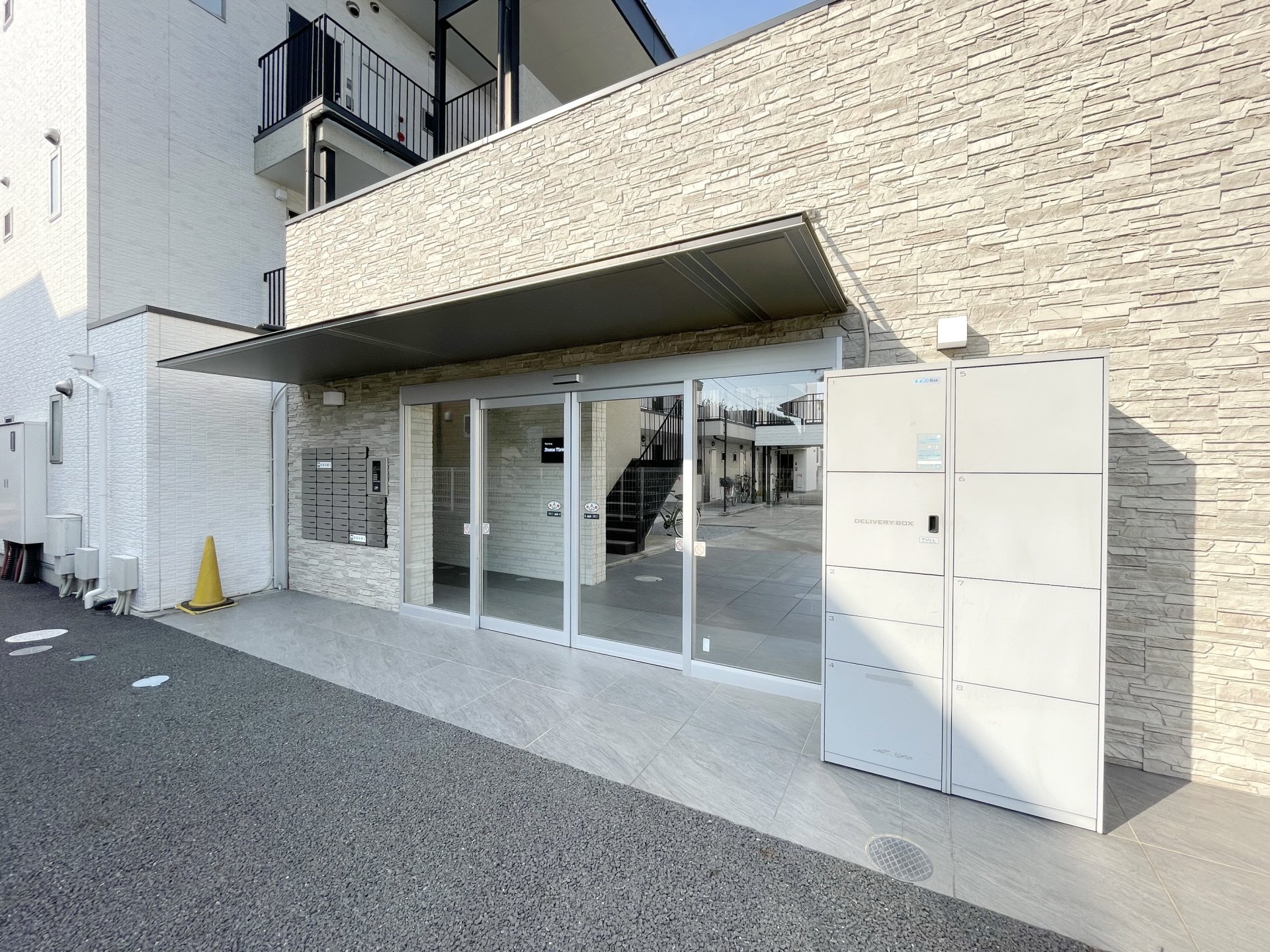 建物エントランス