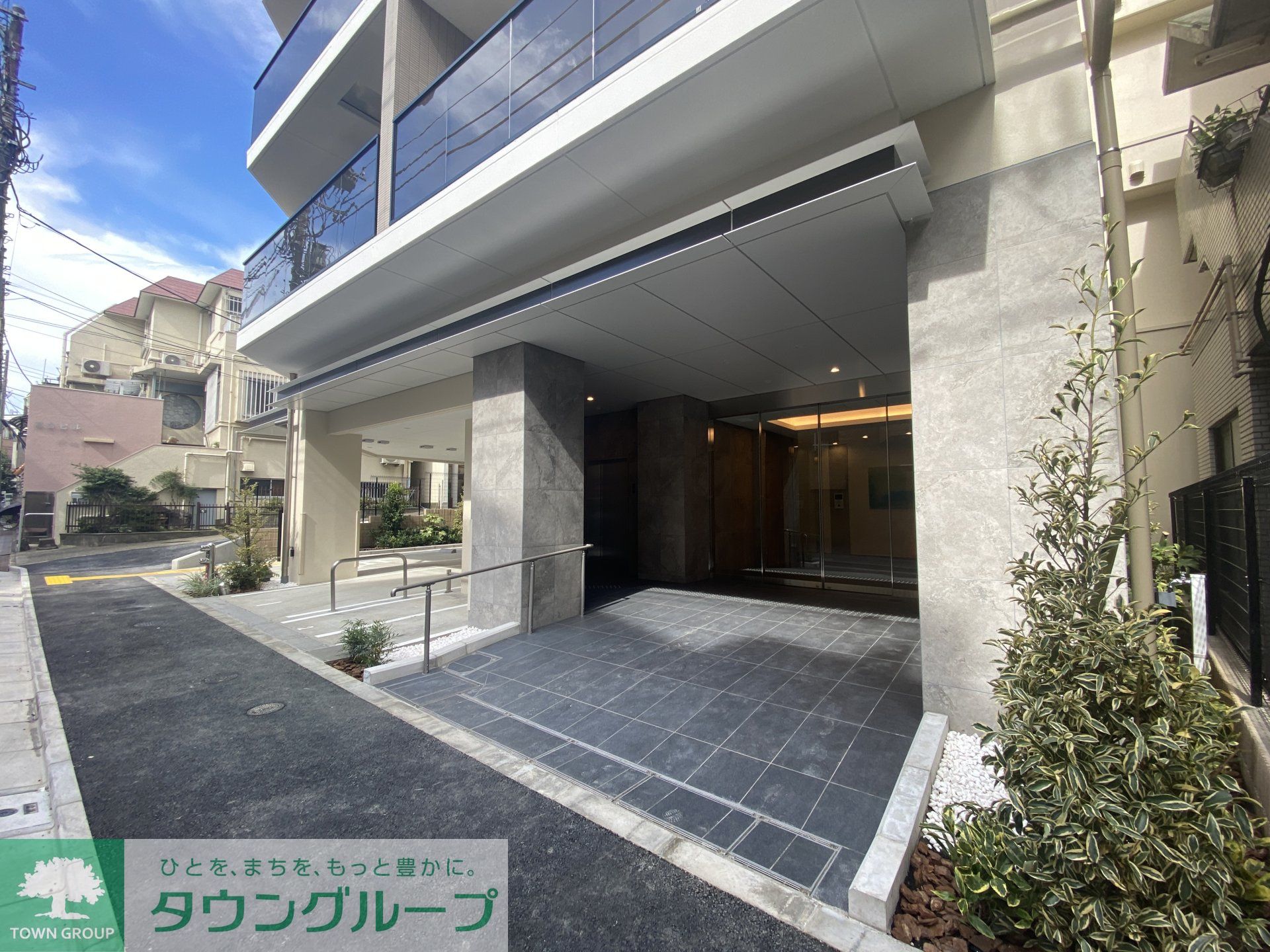 建物エントランス