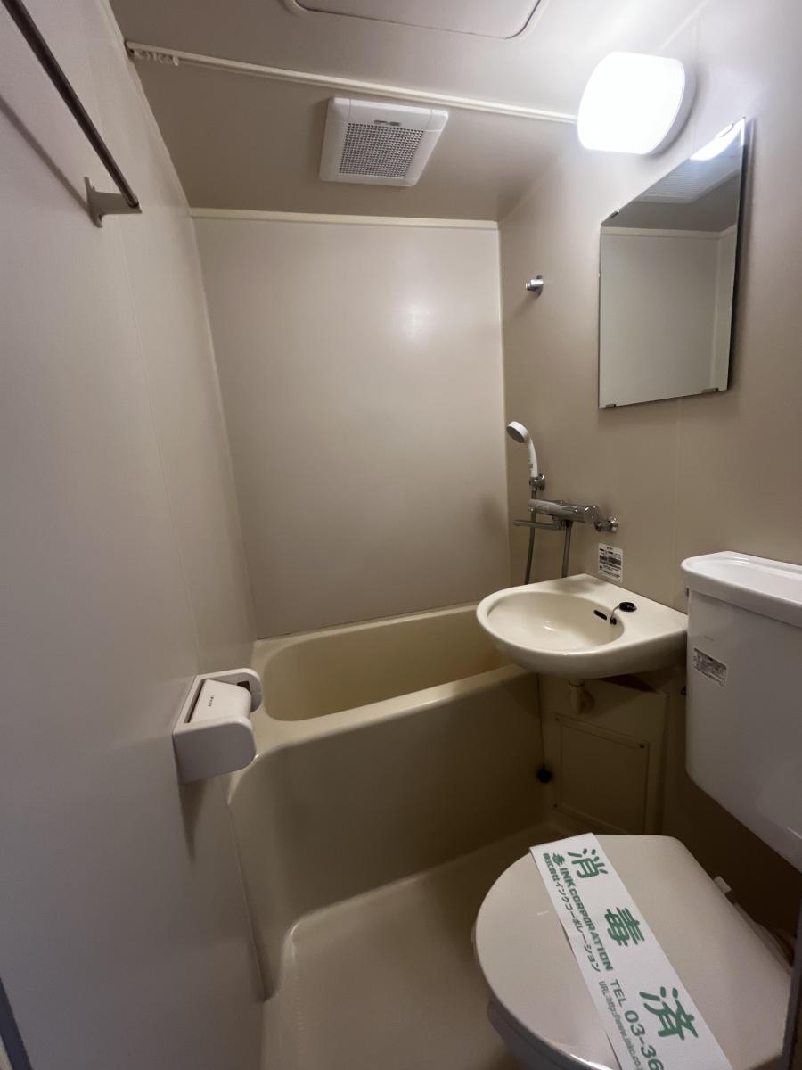 シャワールーム