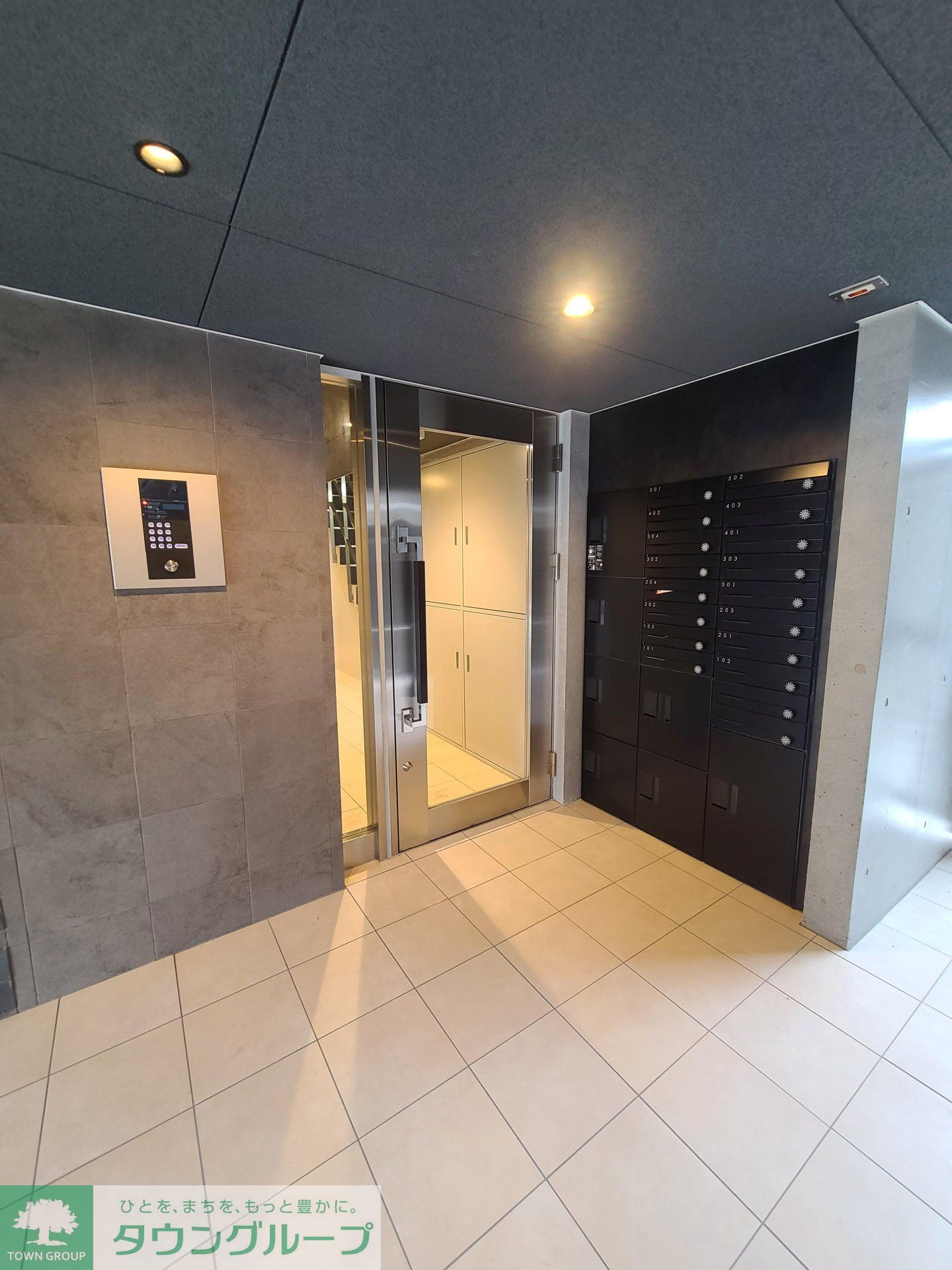 建物エントランス