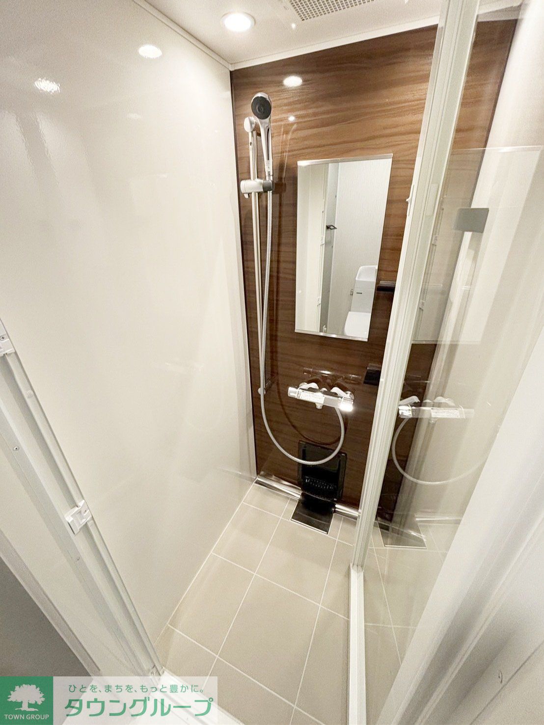 シャワールーム