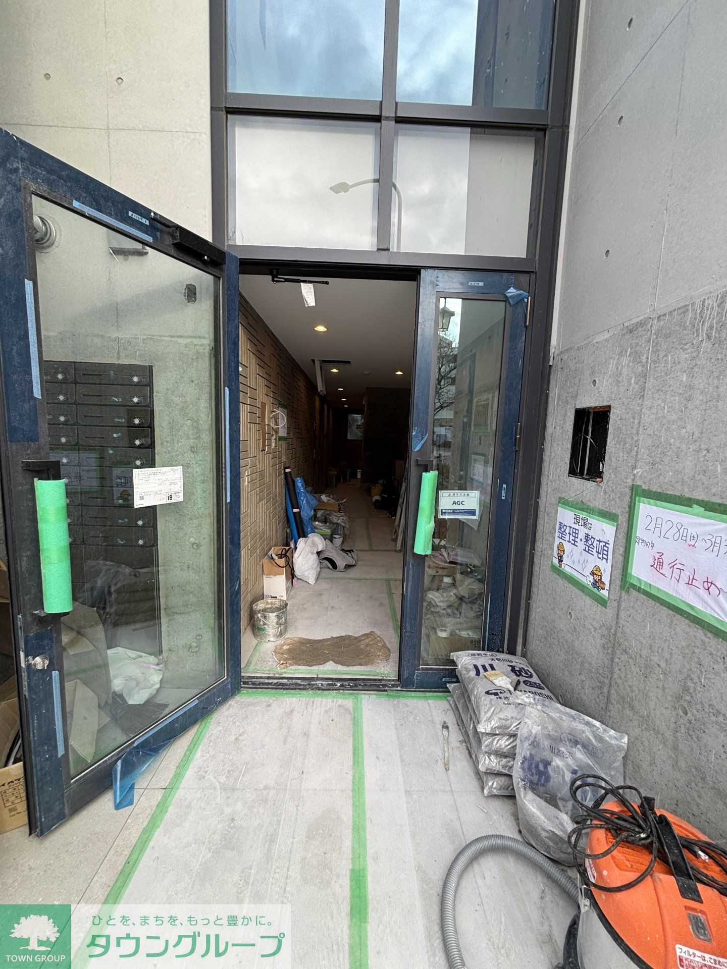 建物エントランス