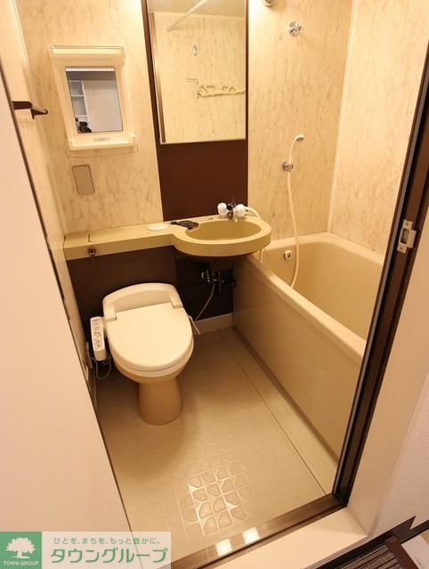 シャワールーム