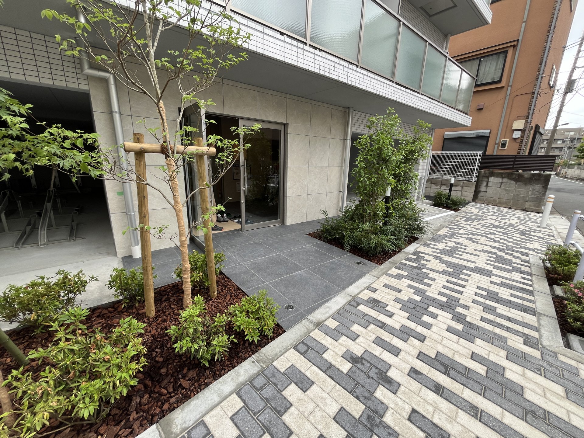 建物エントランス