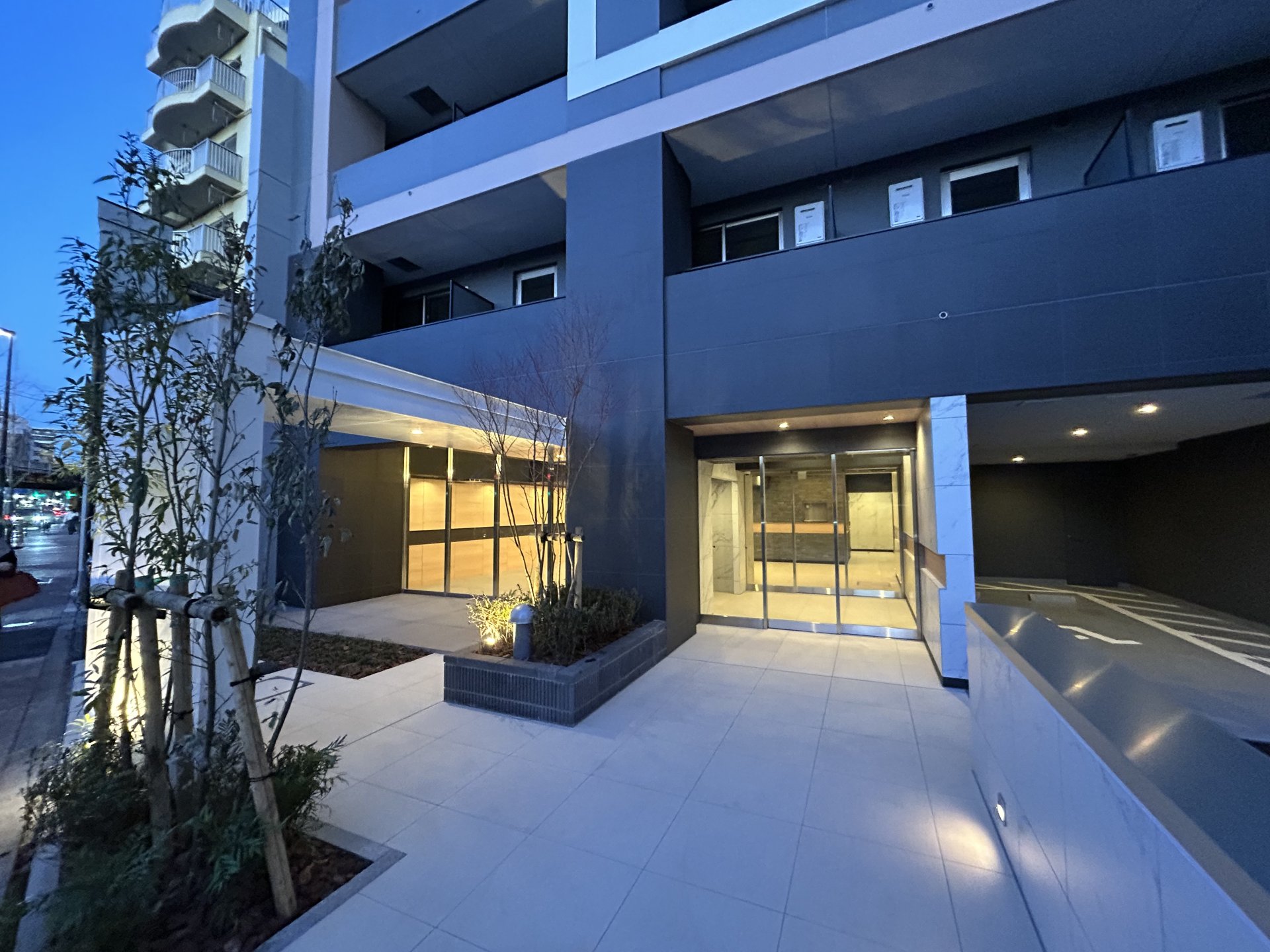 建物エントランス