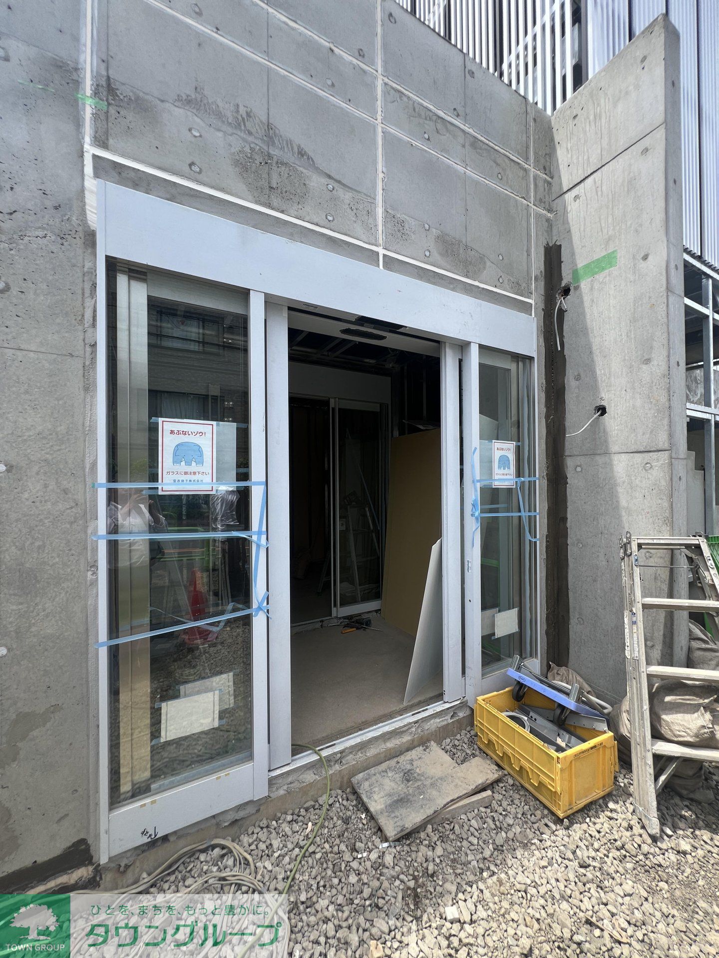 建物エントランス