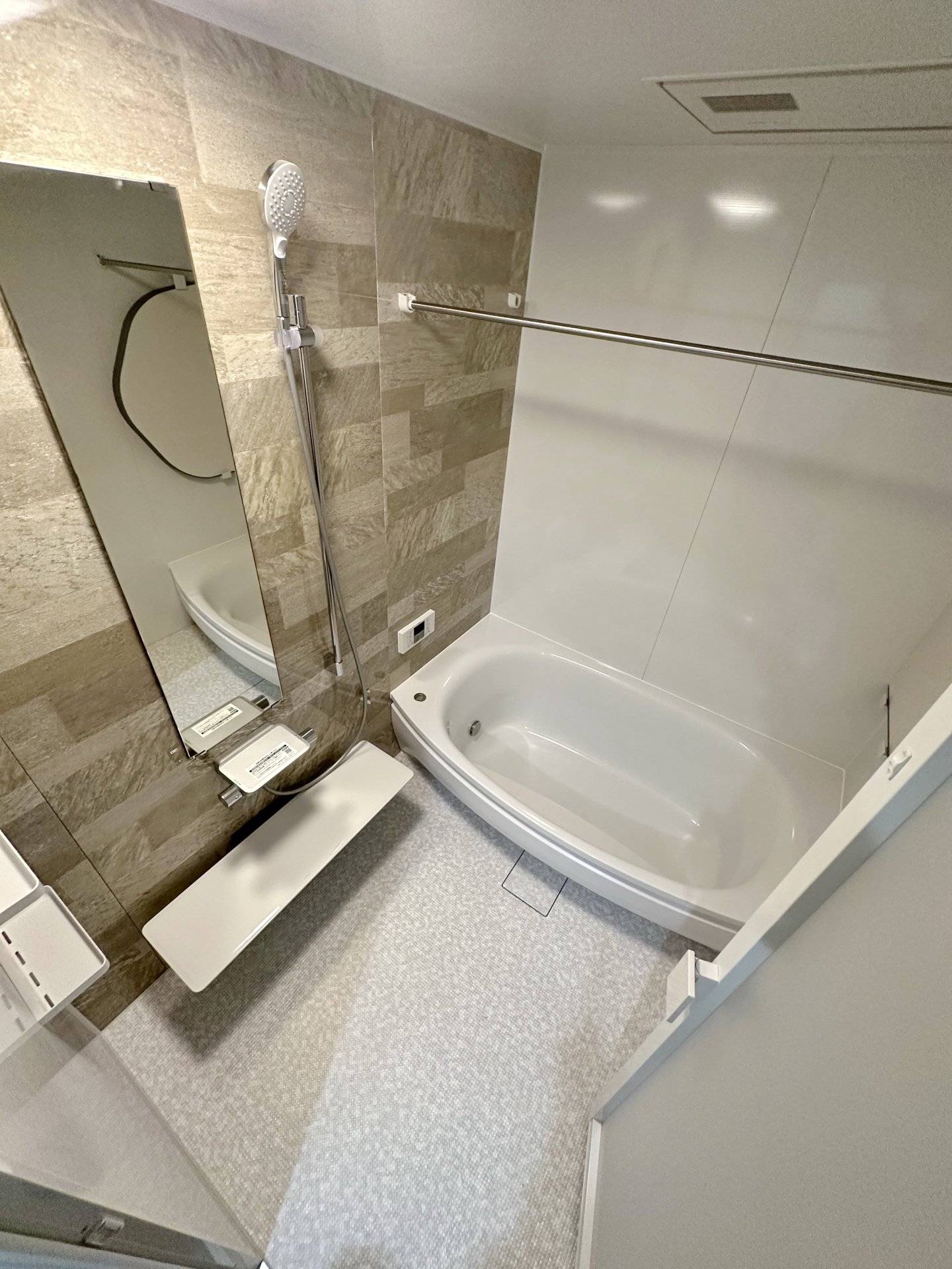 シャワールーム