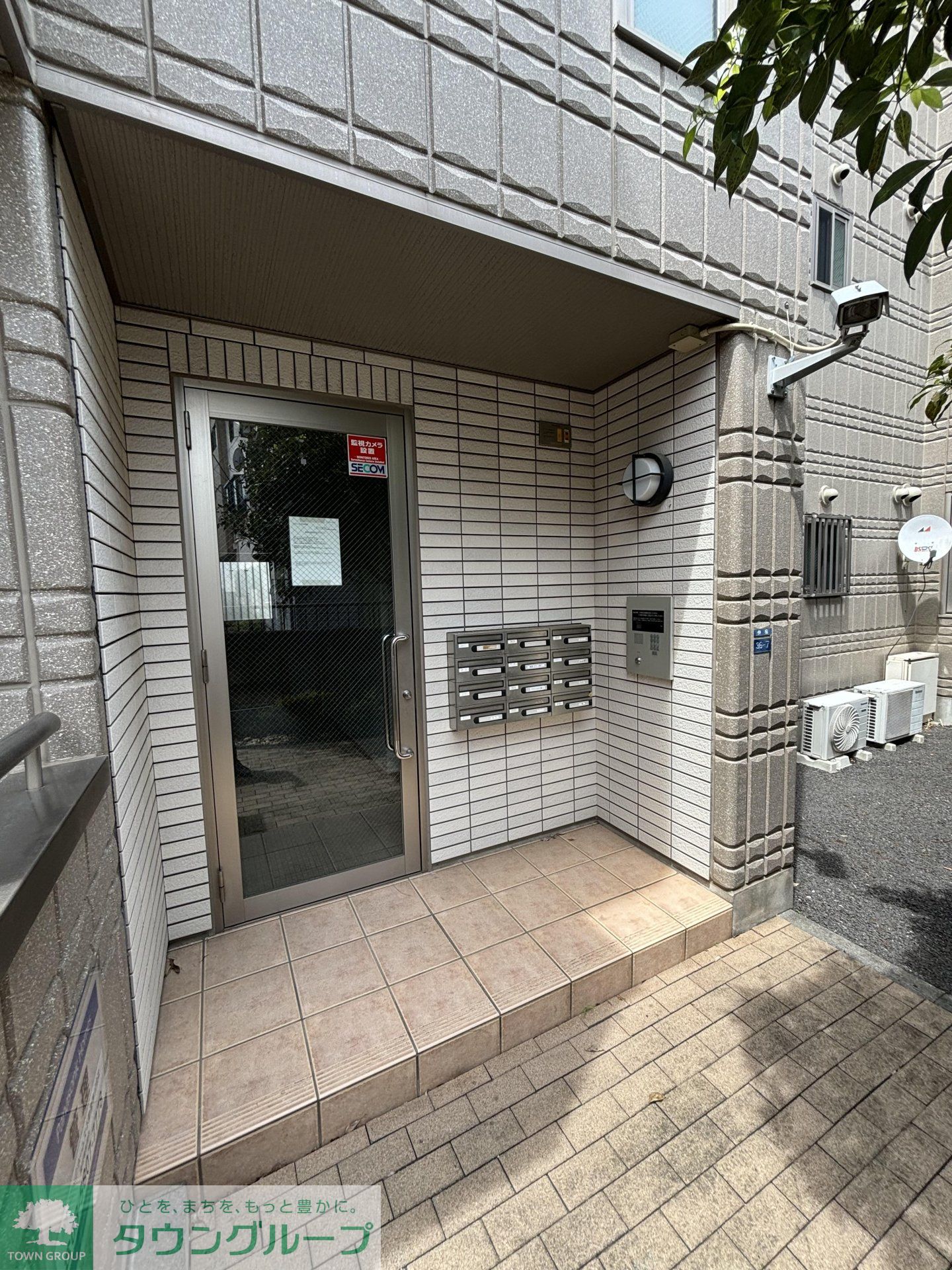 建物エントランス